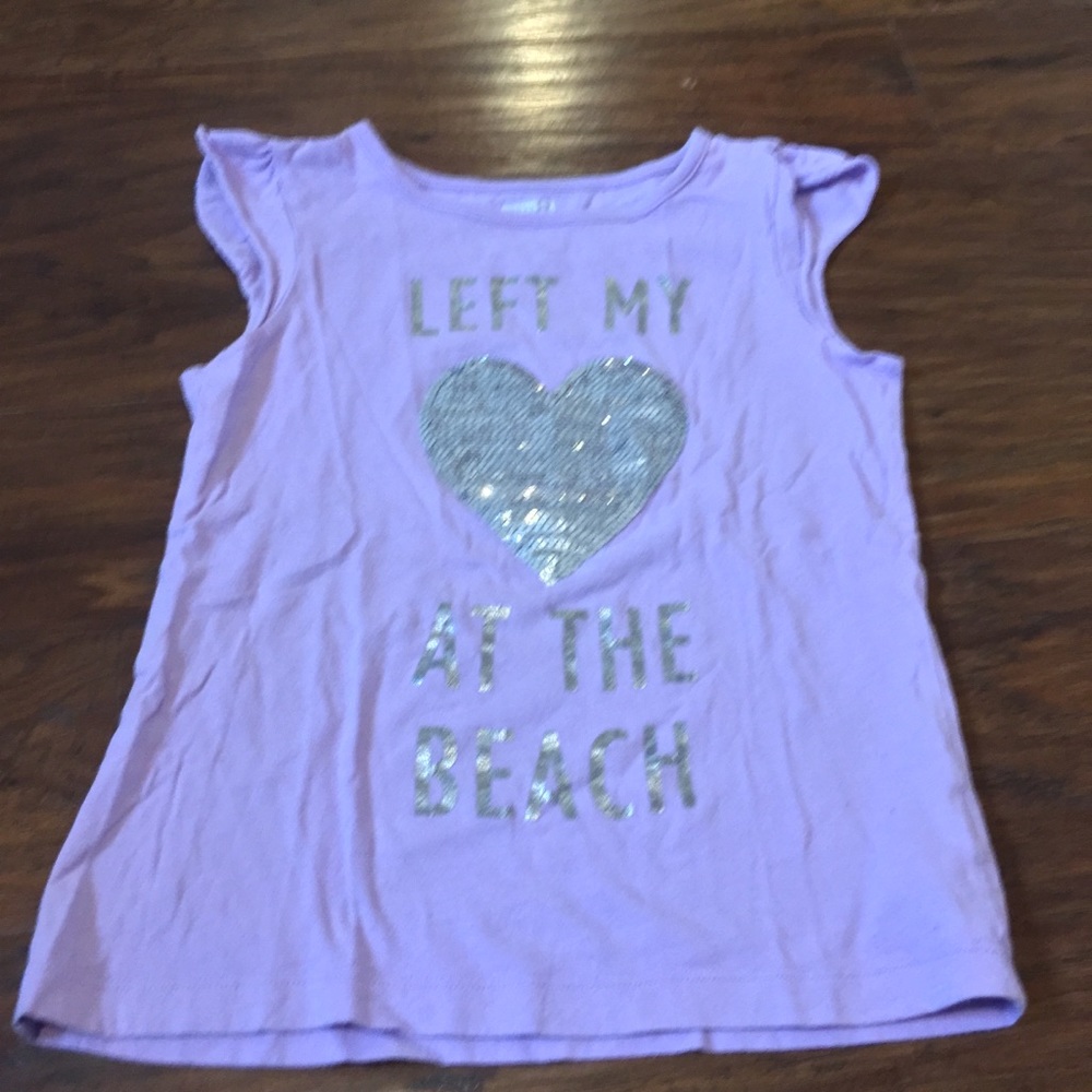 Girl sleeveless shirt